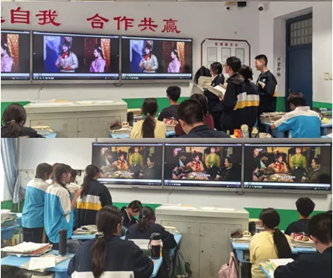 1d6605682fac4fc3a49e01c6de360032.png 图片1.png