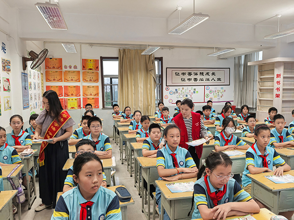 a00cb155d133445a8969c67db4110e4e.jpg 1.jpg