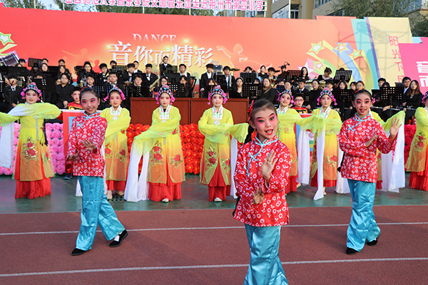 4b75f73998364bd68677910dabaef49d.jpg 微信图片_2025-10-20_150436_550.jpg