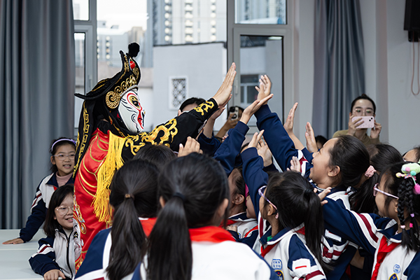 abad018b640a4a358f8be4b295d95e61.jpg 微信图片_2025-11-10_160748_908.jpg