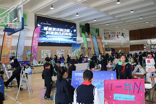 99fce0f270b14ca89082ba9259ddbde1.jpg 2f02bd50f8a26d05f7ccfa07b237584a.jpg