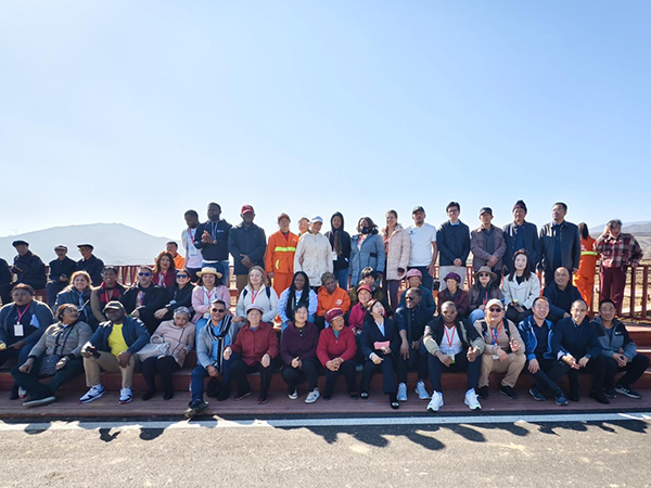 e8a835665ead423c89ed5779c46693cc.png 图片3.png